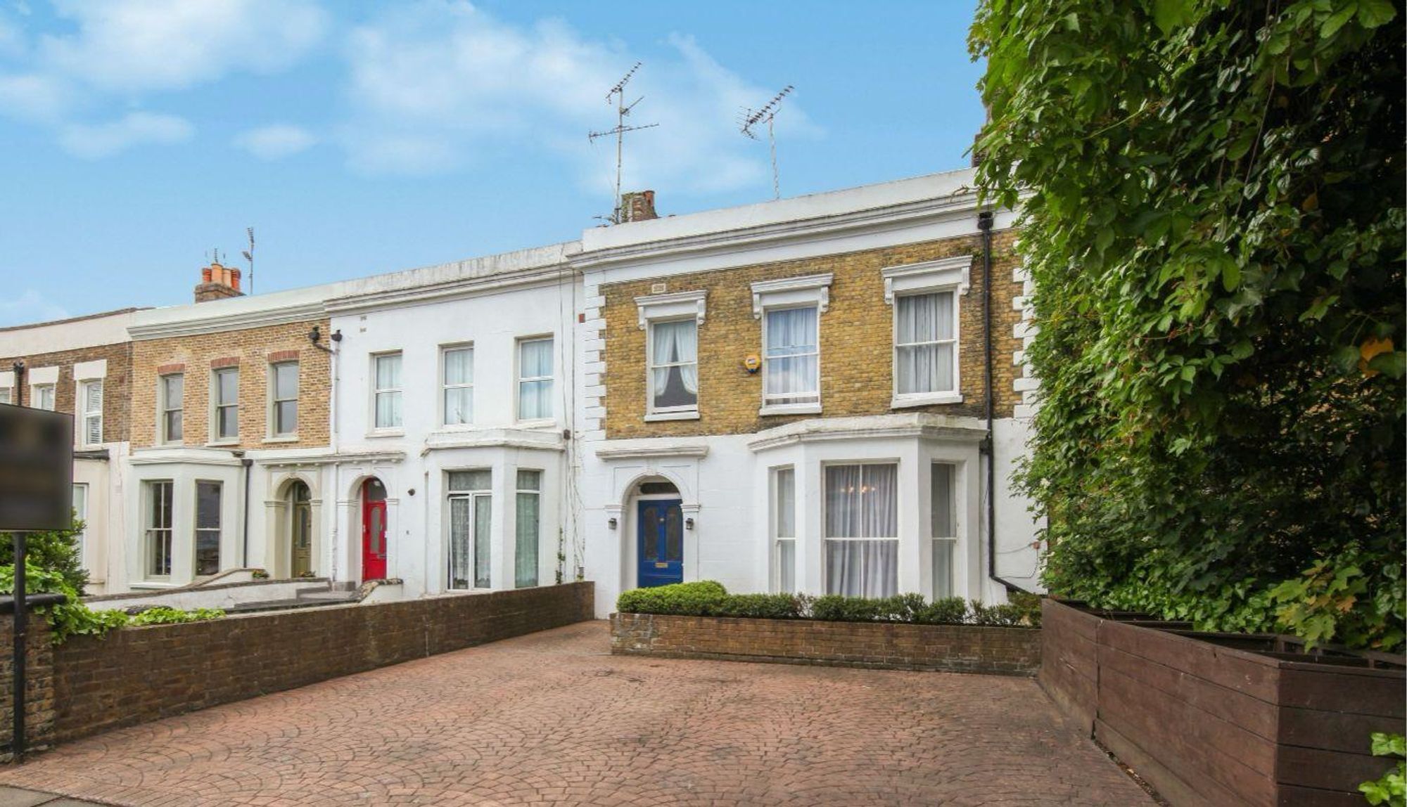 5 bed house for sale in Burrage Road, London  - Property Image 1