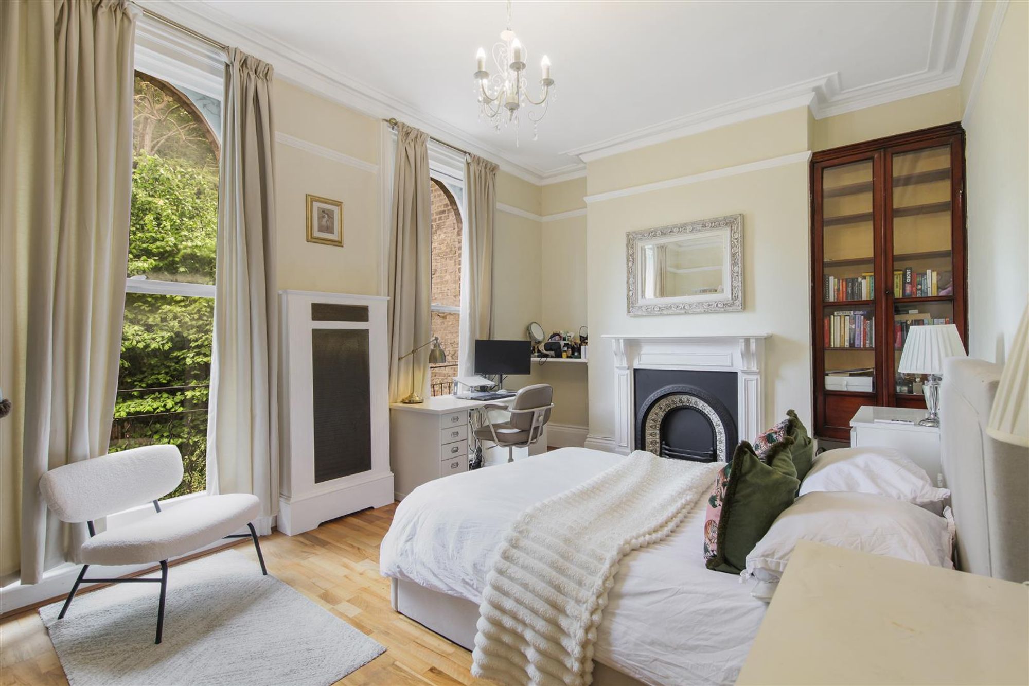 5 bed house for sale in Burrage Road, London  - Property Image 15