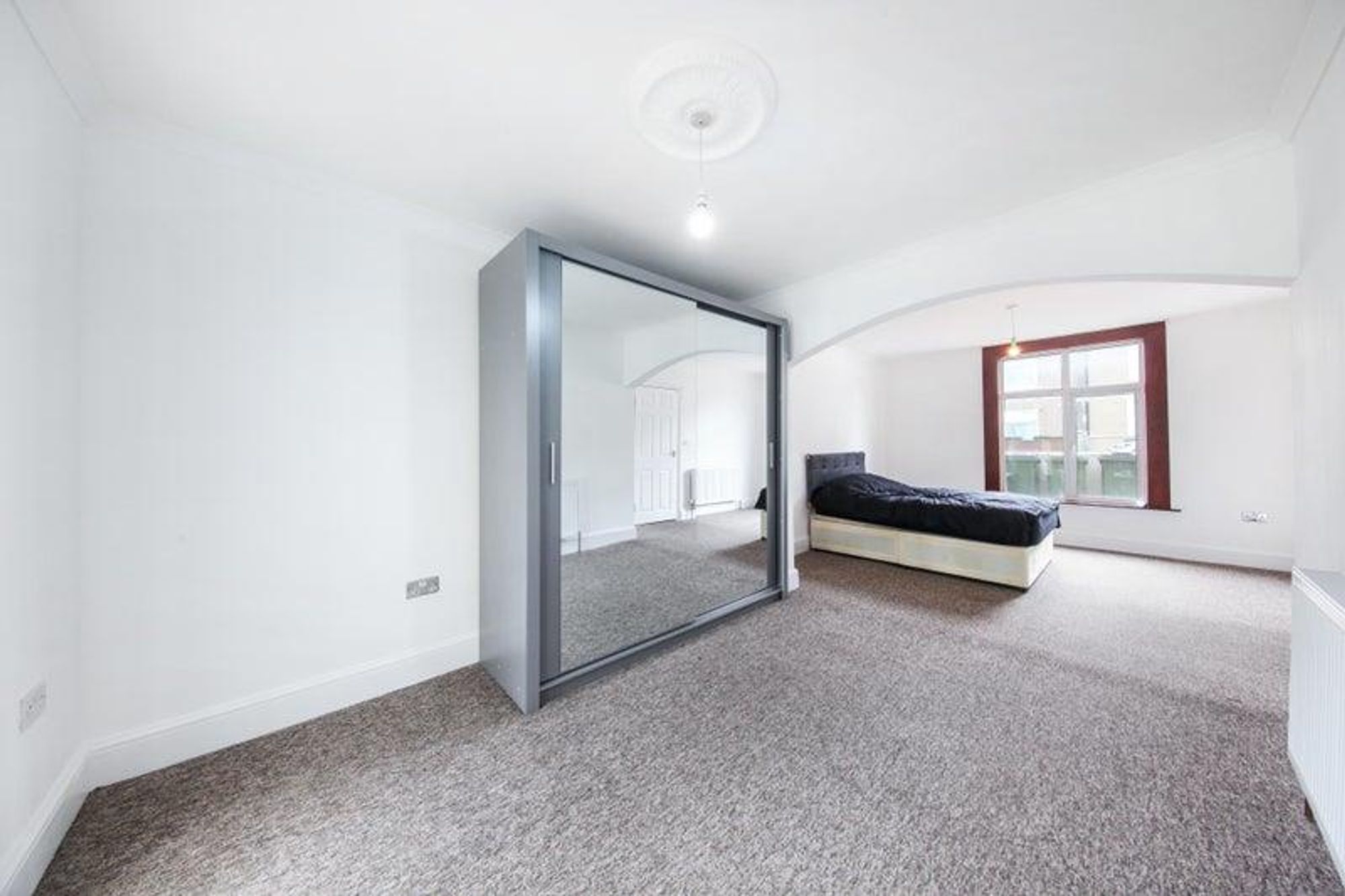 1 bed house share to rent in Burrage Place, London 1