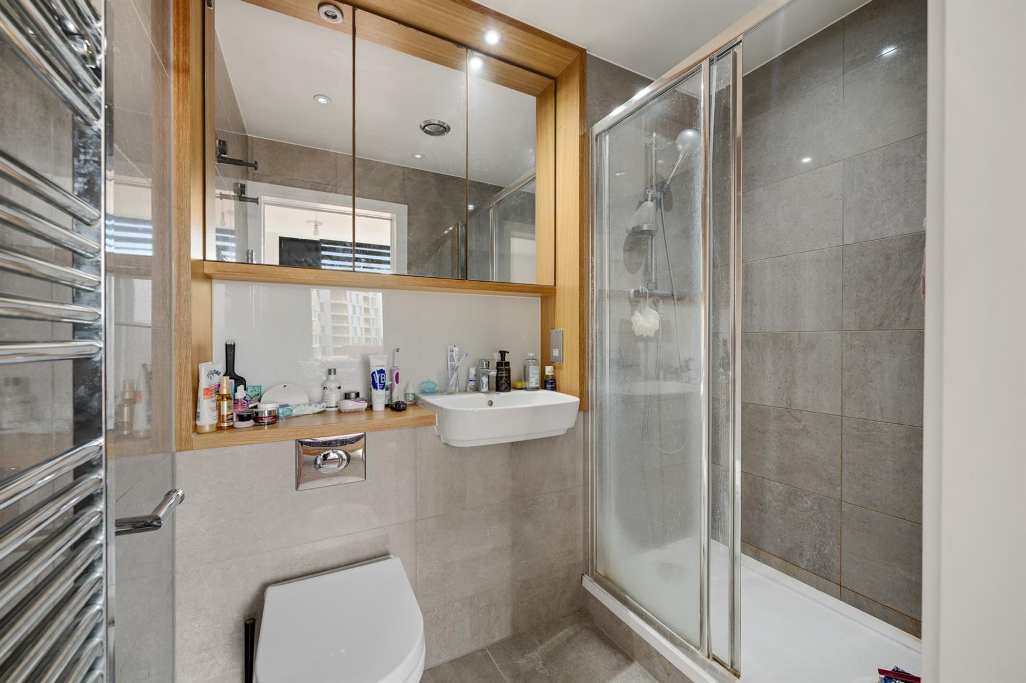 2 bed flat for sale in Station Road, London  - Property Image 9