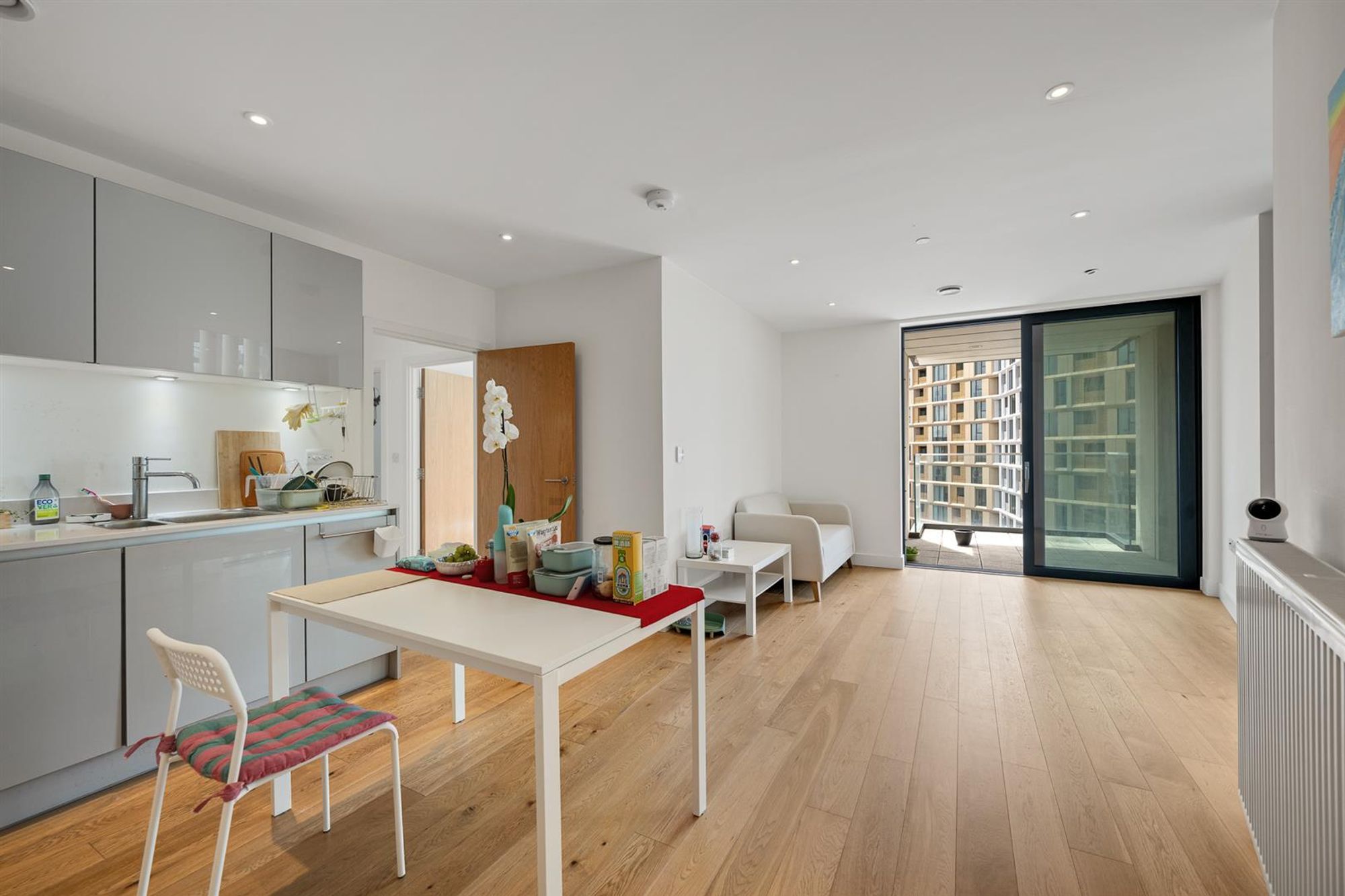 2 bed flat for sale in Station Road, London, SE13