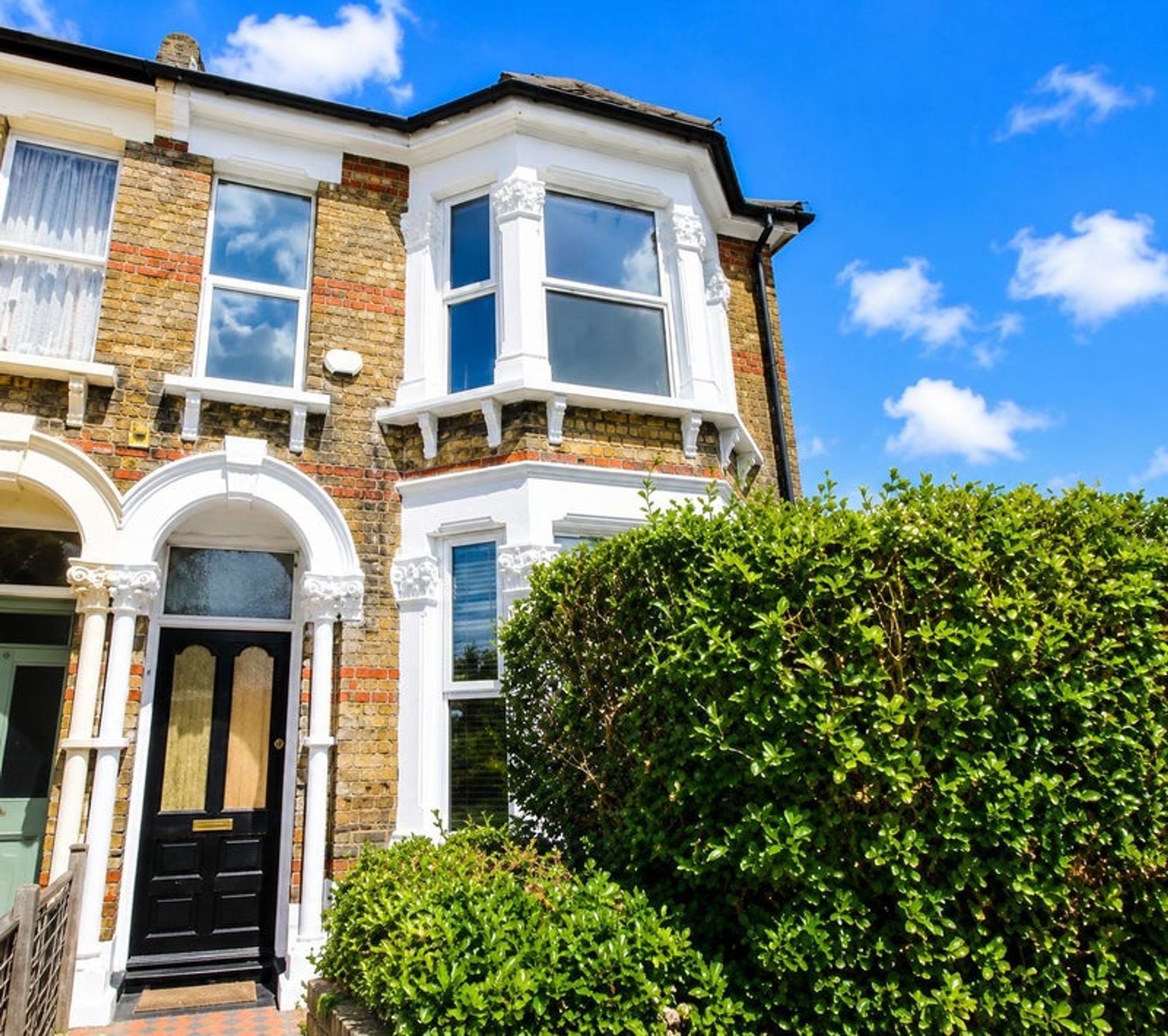 1 bed house share to rent in Mount Pleasant Road, London 3