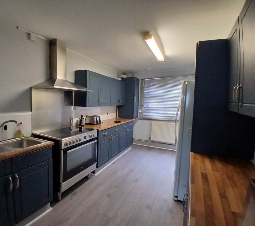 4 bed semi-detached house to rent in STUDENT HOUSE SHARE Friends Road, Norwich  - Property Image 2