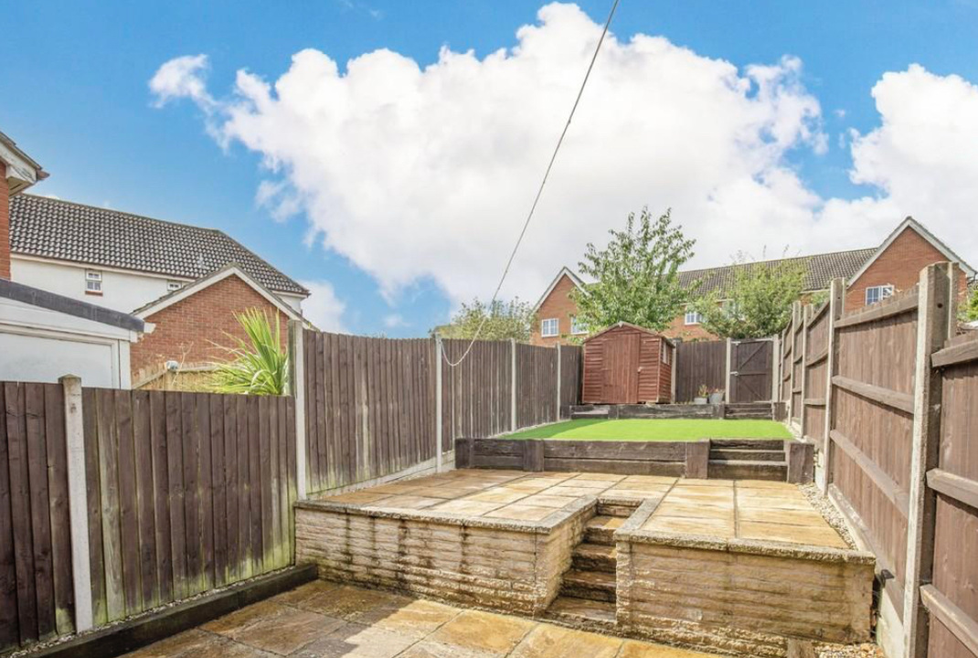 2 bed terraced house to rent in Alan Avenue, Norwich  - Property Image 8