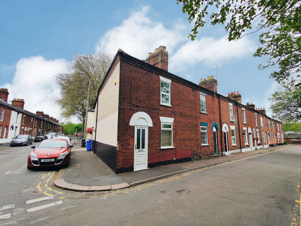 1 bed terraced house to rent in Peacock Street, Norwich - Property Image 1