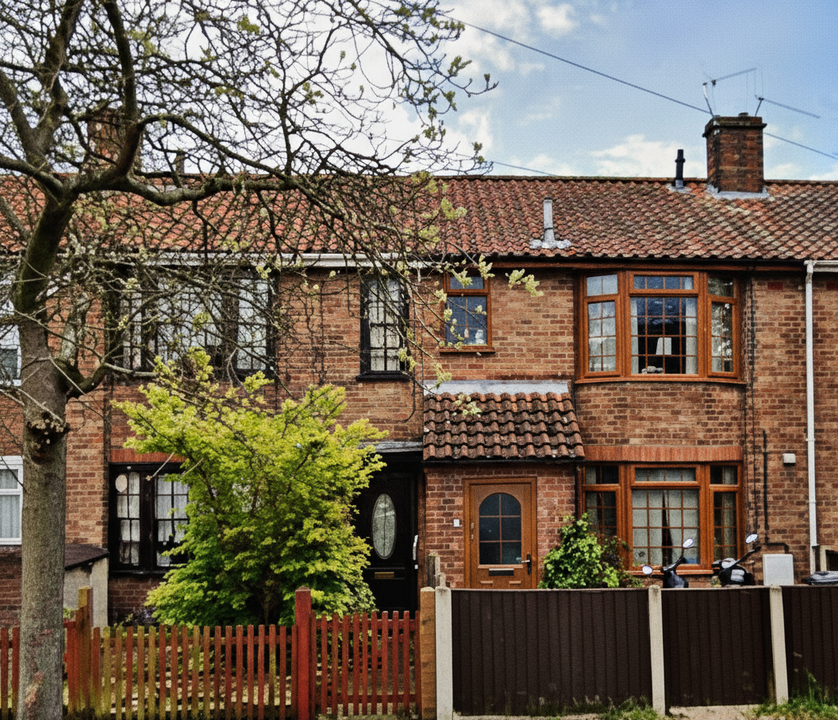 3 bed terraced house to rent in Beverley Road, Norwich  - Property Image 1