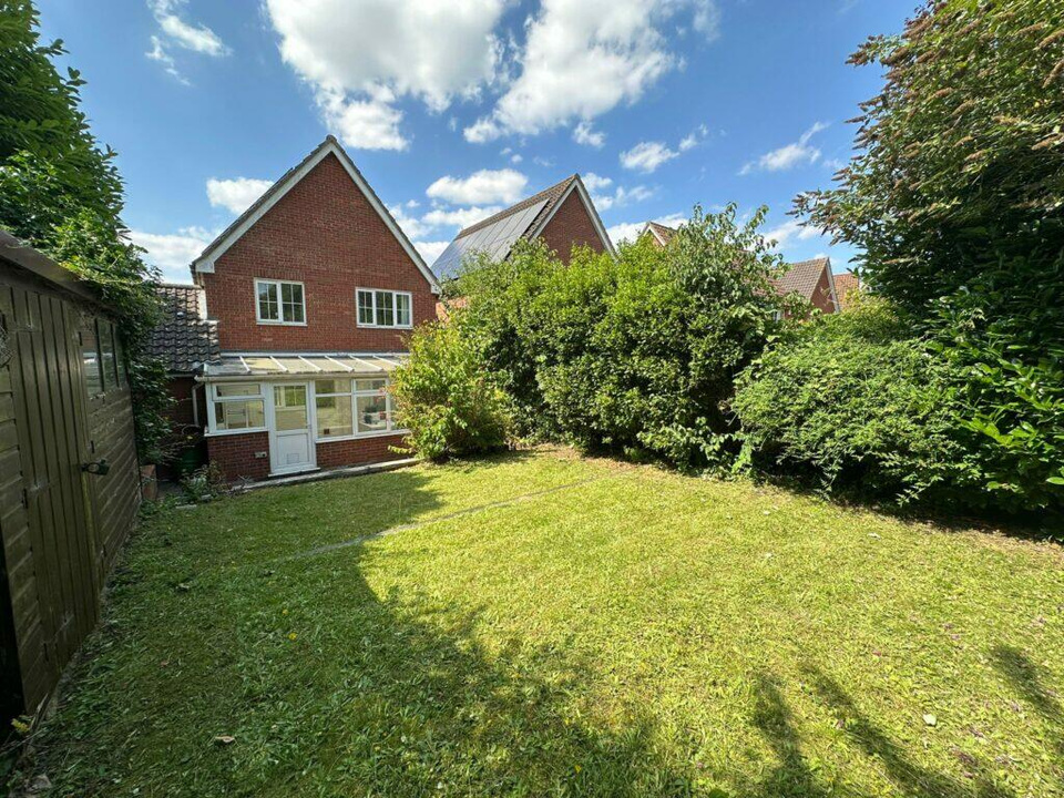 Detached house to rent in The Swale, Norwich, Norfolk  - Property Image 14