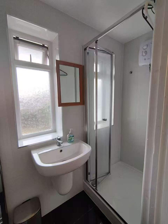 4 bed semi-detached house to rent in Ramsey Close, Norwich, Norfolk  - Property Image 7