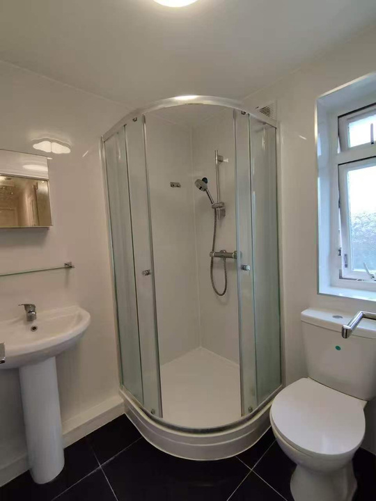 4 bed semi-detached house to rent in Ramsey Close, Norwich, Norfolk  - Property Image 8