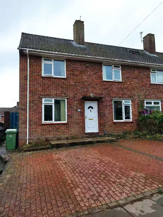 4 bed semi-detached house to rent in Ramsey Close, Norwich, Norfolk
