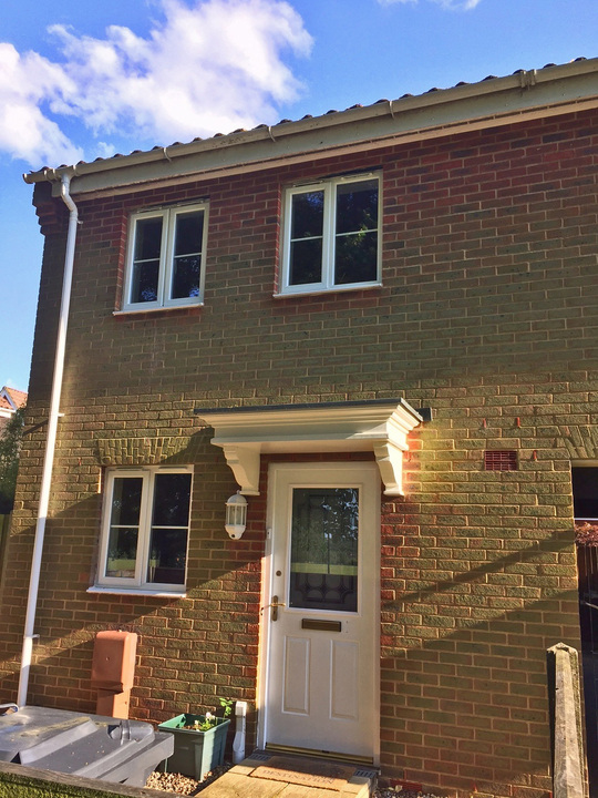 3 bed to rent in Roe Drive, Norwich - Property Image 1