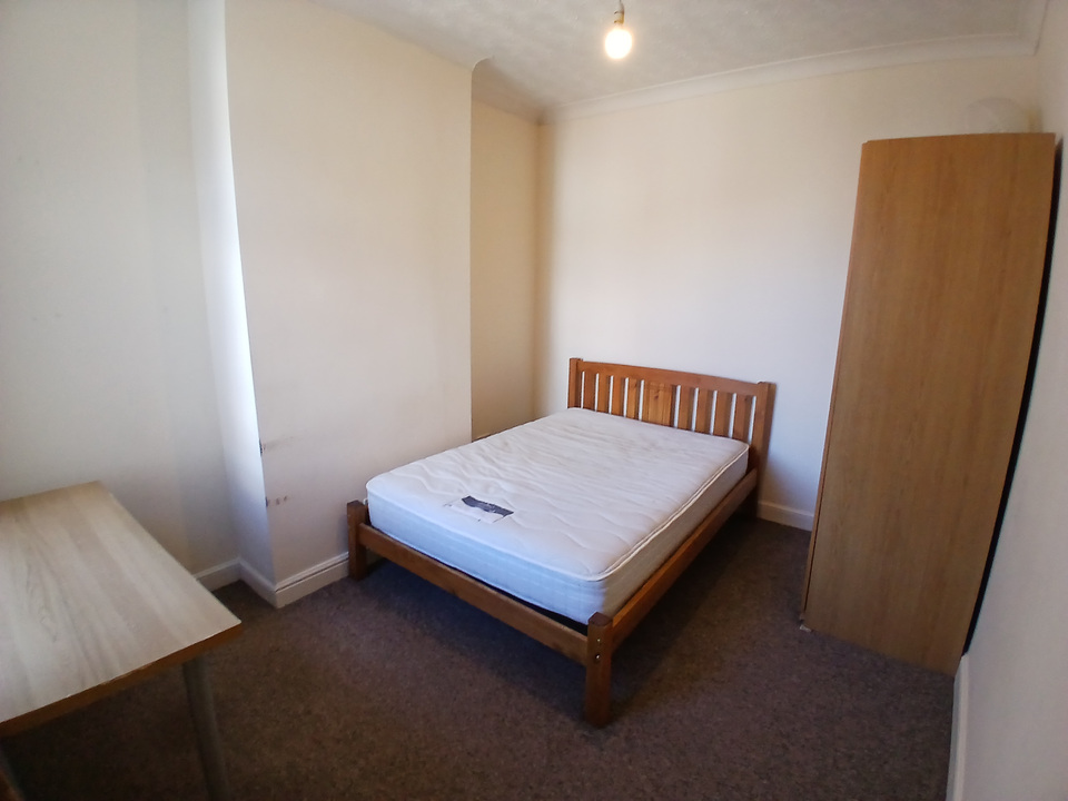 4 bed terraced house to rent in Avenue Road, Norwich 7