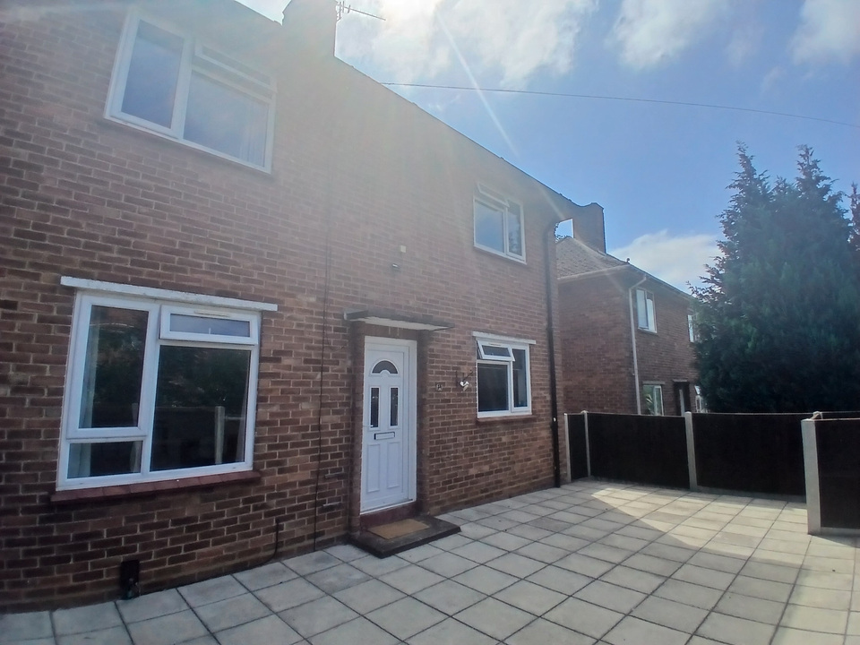 To rent in Savery Close, Norwich, Norfolk  - Property Image 4