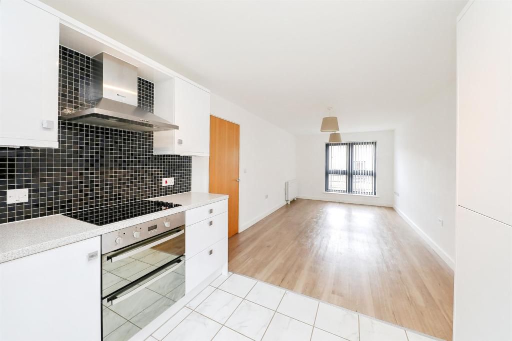 1 bed apartment to rent in Bertram Way, Norwich, Norfolk  - Property Image 7