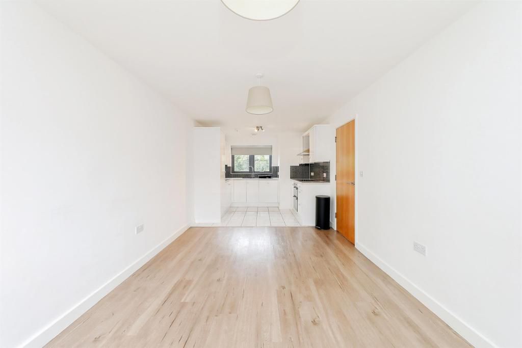 1 bed apartment to rent in Bertram Way, Norwich, Norfolk  - Property Image 10