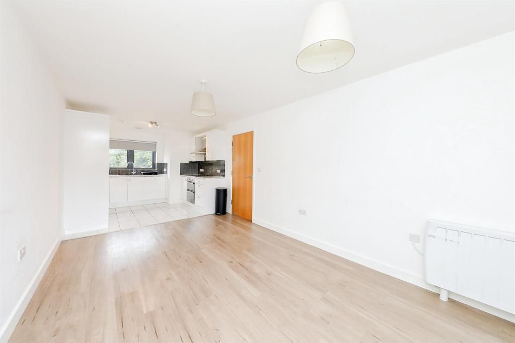 1 bed apartment to rent in Bertram Way, Norwich, Norfolk  - Property Image 11