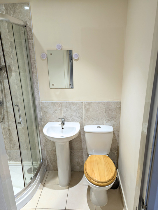 1 bed house of multiple occupation to rent in York Road, Great Yarmouth, Norfolk  - Property Image 4