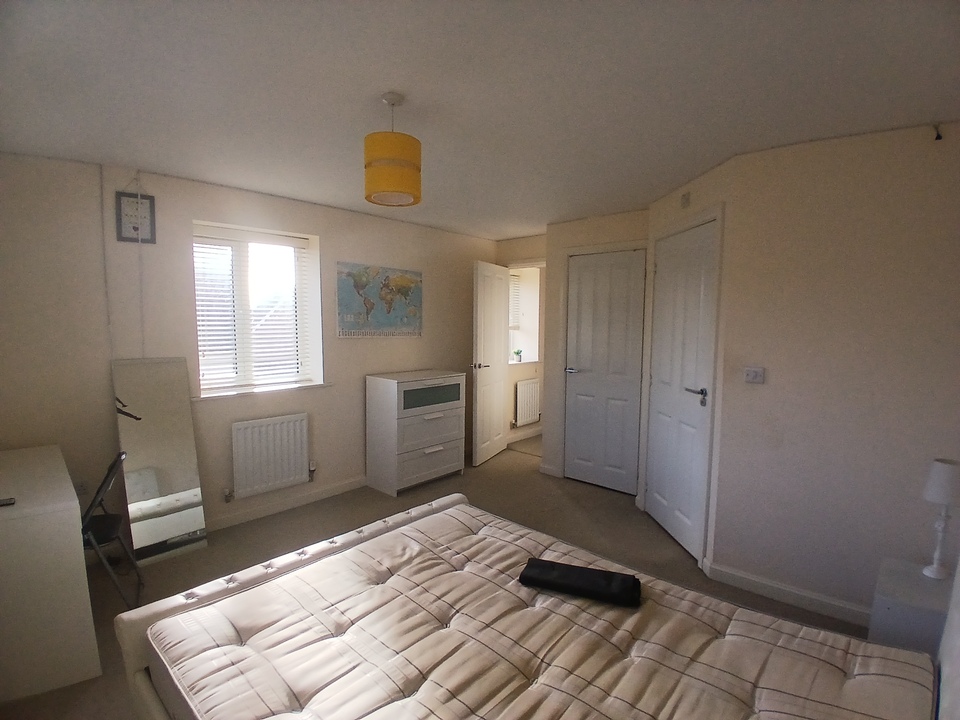 4 bed semi-detached house to rent in Viola Close, Cringleford, Norwich, Norfolk  - Property Image 9