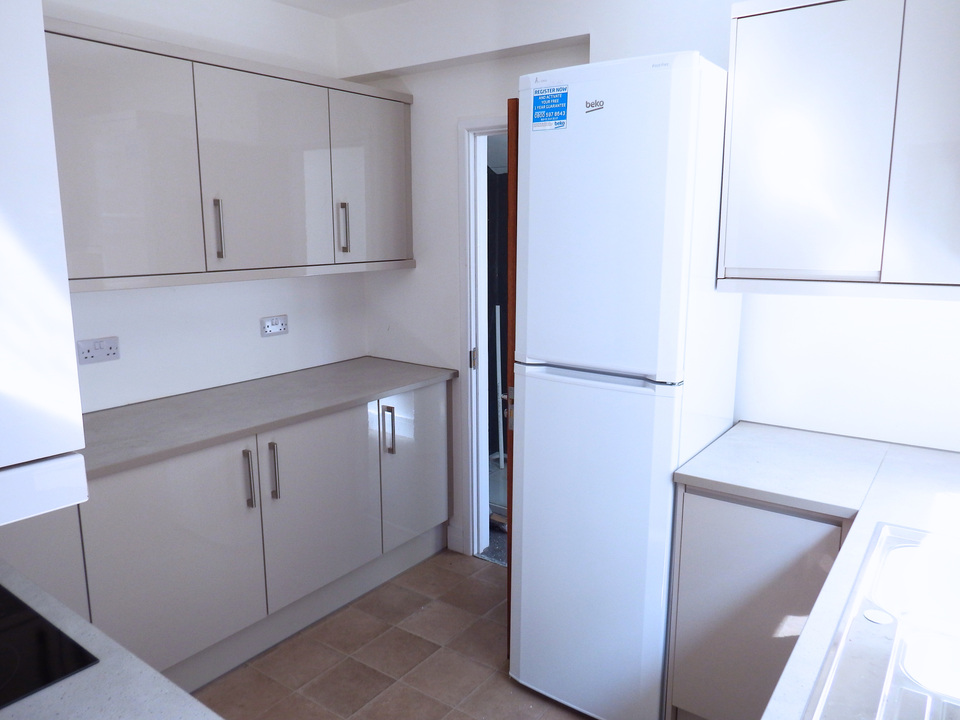 1 bed house of multiple occupation to rent in Walpole Road, Great Yarmouth, Norfolk  - Property Image 8