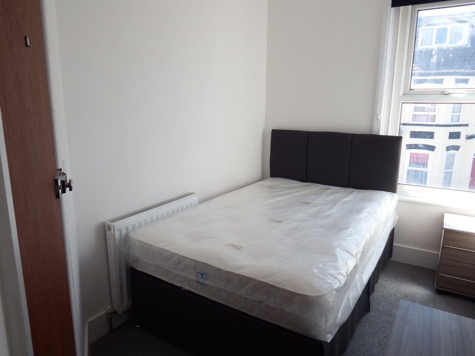 1 bed house of multiple occupation to rent in Walpole Road, Great Yarmouth, Norfolk  - Property Image 5