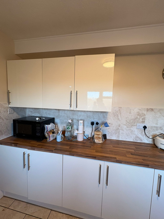 3 bed apartment to rent in Pippin Green, Norwich 2