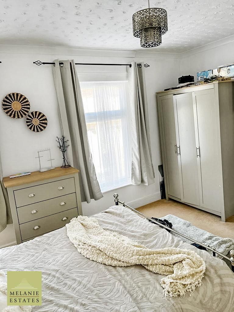 2 bed terraced house to rent in Avenue Road, Gorleston, Great Yarmouth 3