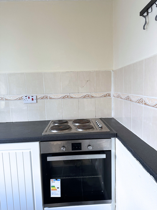 1 bed studio flat to rent in North Quay Great Yarmouth, Norfolk  - Property Image 3