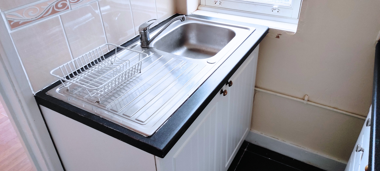 1 bed studio flat to rent in North Quay Great Yarmouth, Norfolk  - Property Image 4