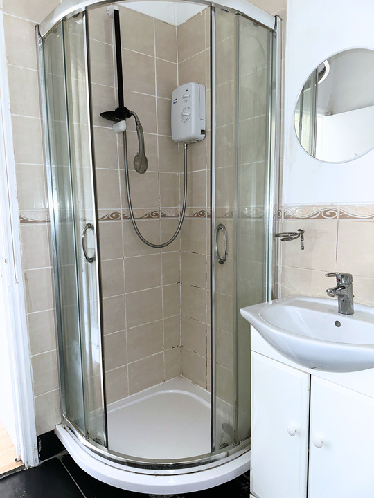1 bed studio flat to rent in North Quay Great Yarmouth, Norfolk  - Property Image 5