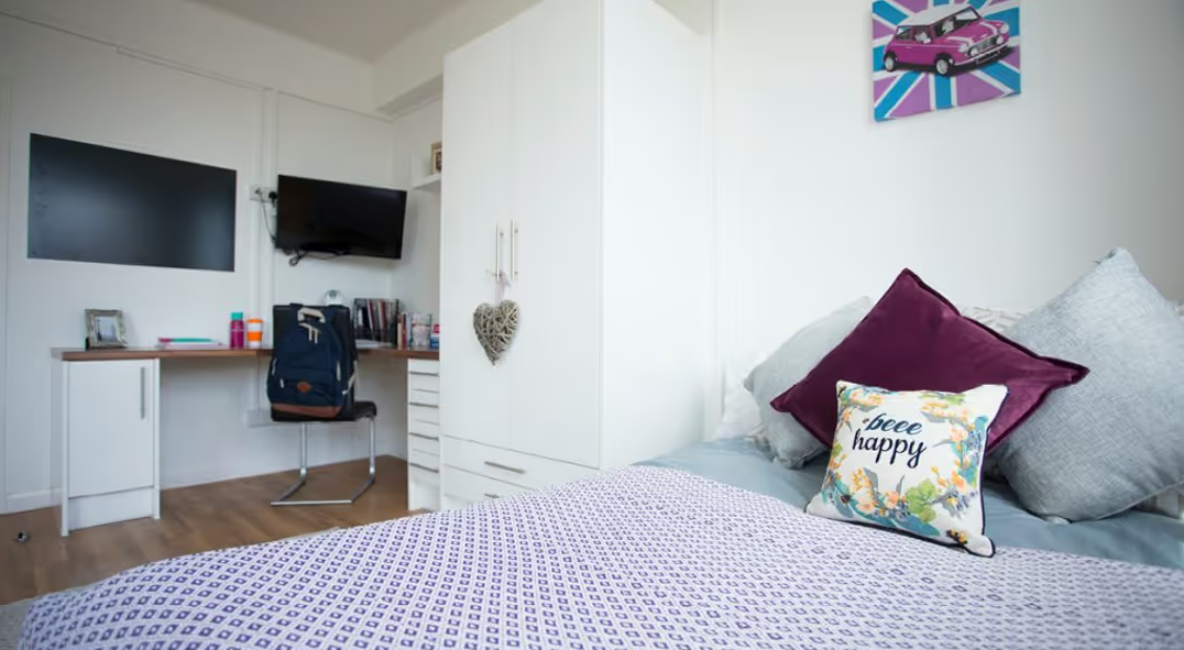 1 bed studio flat to rent in Portobello Garrow House, 190 Kensal Road, London  - Property Image 2