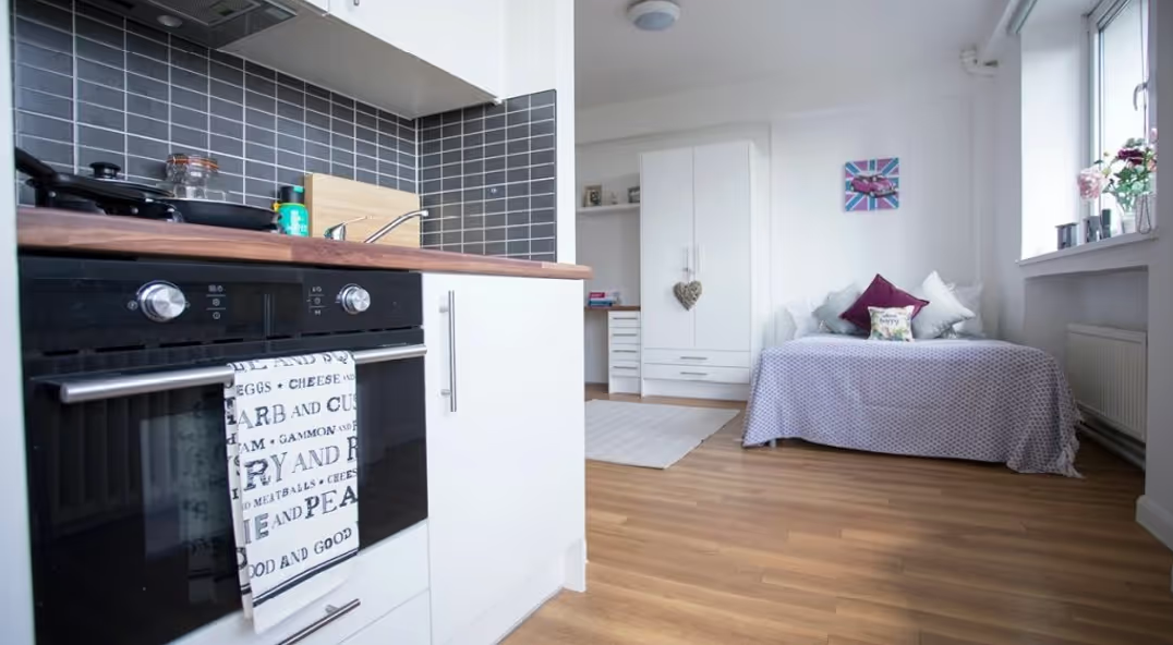 1 bed studio flat to rent in Portobello Garrow House, 190 Kensal Road, London  - Property Image 3