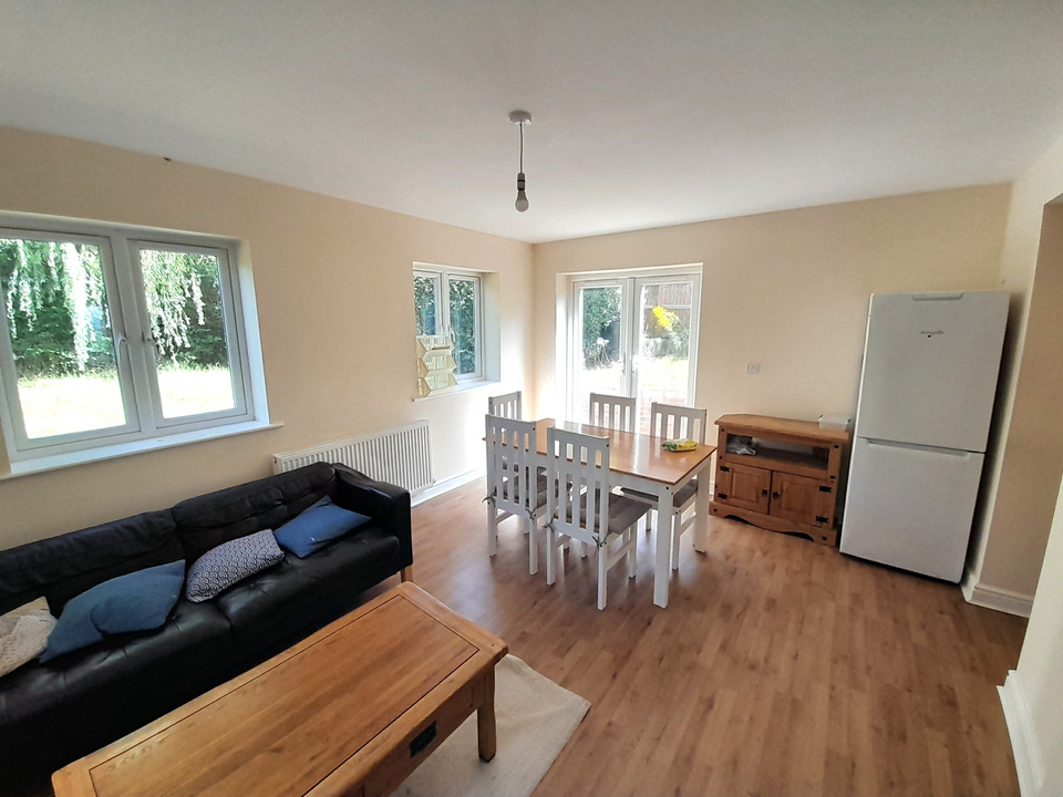 5 bed semi-detached house to rent in Rooms at Brereton Close, Norwich, Norfolk - Property Image 1