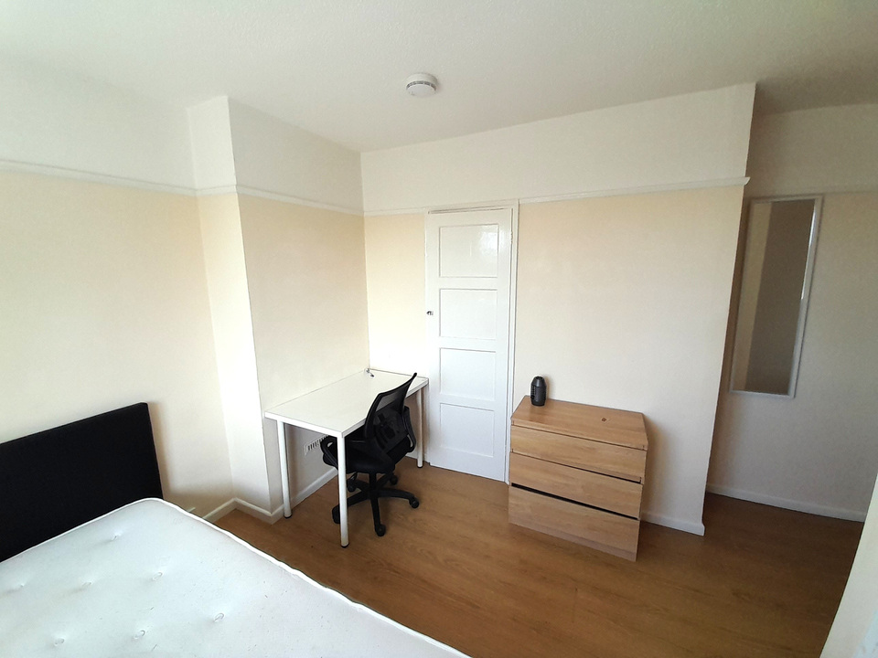 5 bed semi-detached house to rent in Rooms at Brereton Close, Norwich, Norfolk  - Property Image 12