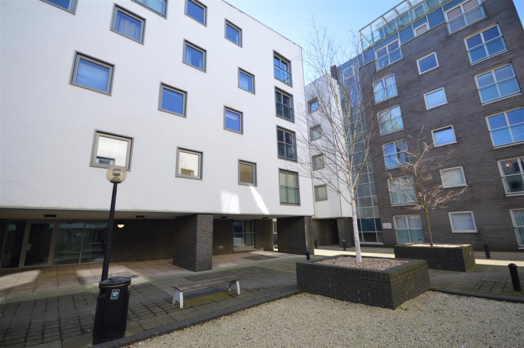 1 bed apartment to rent in Maidstone Road (SUB), Norwich  - Property Image 1