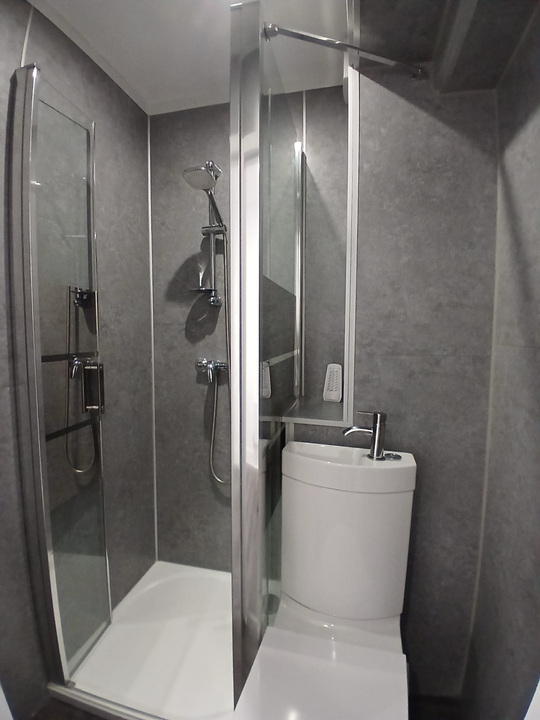 5 bed terraced house to rent in Harmer Road, Norwich 11