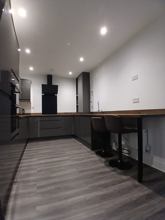 5 bed terraced house to rent in Harmer Road, Norwich 3