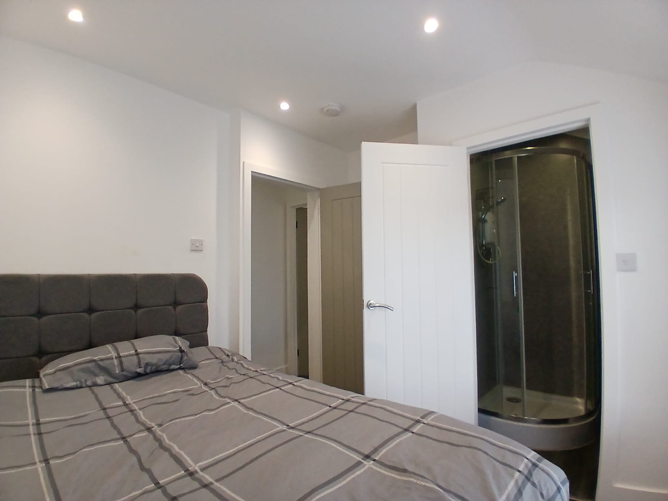 5 bed terraced house to rent in Harmer Road, Norwich 18