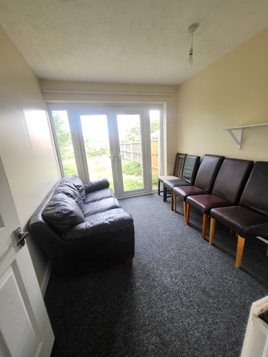 4 bed house to rent in Earlham Grove, Norwich 2