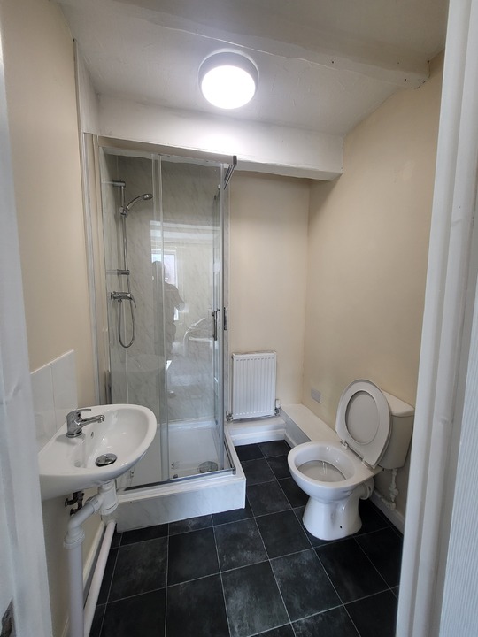 4 bed house to rent in Earlham Grove, Norwich  - Property Image 2