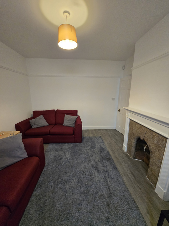 5 bed house to rent in Larkman Lane, Norwich 4