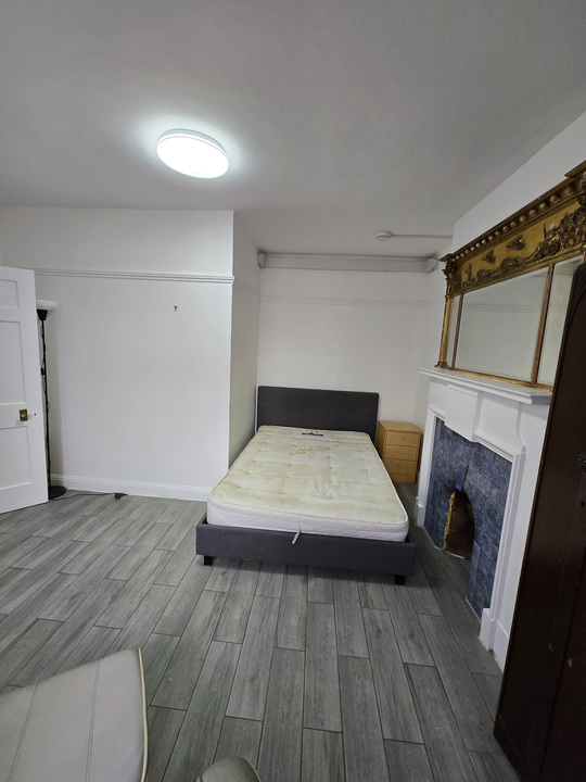 5 bed house to rent in Larkman Lane, Norwich 8