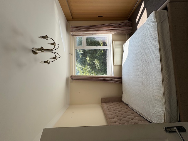 6 bed house to rent in Short Let Earlham Green Lane, Norwich, Norfolk  - Property Image 13