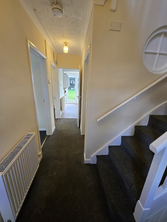 4 bed terraced house to rent in Lound Road, Norwich  - Property Image 2