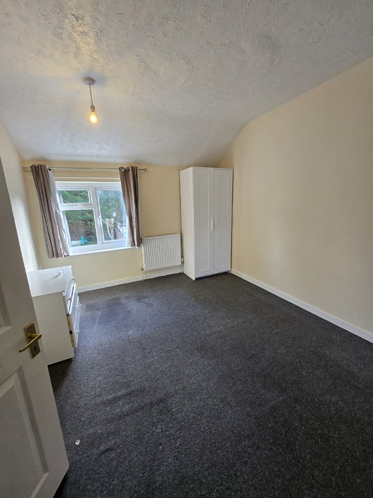 4 bed terraced house to rent in Lound Road, Norwich  - Property Image 10