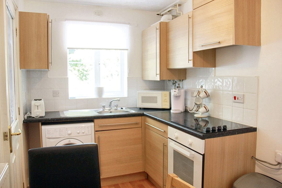 3 bed to rent in Roe Drive, Norwich  - Property Image 10