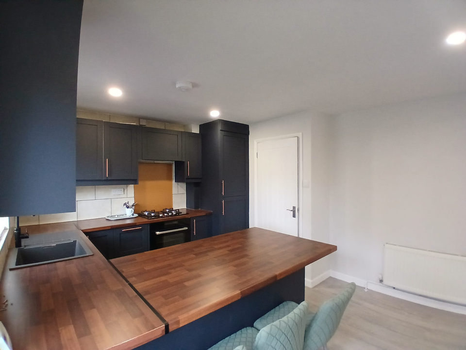 4 bed end of terrace house to rent in Brampton Court, Norwich 3