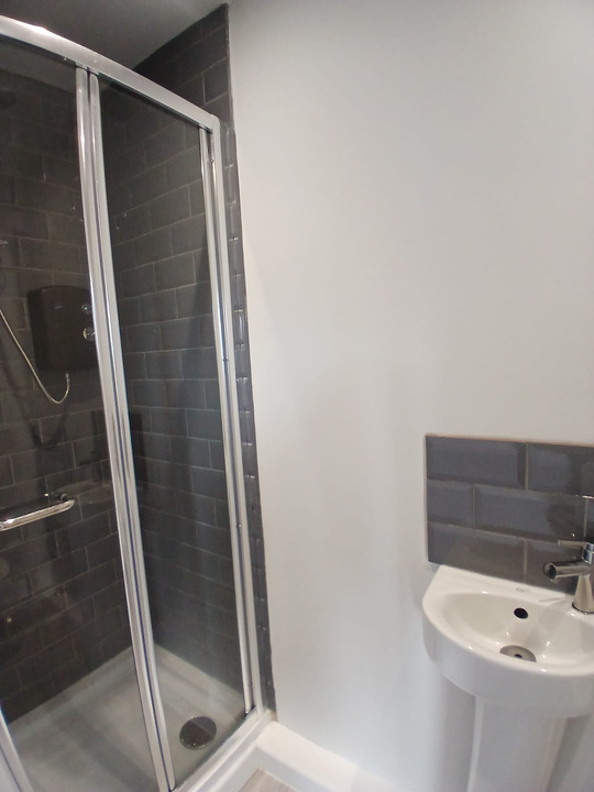 4 bed end of terrace house to rent in Brampton Court, Norwich 18