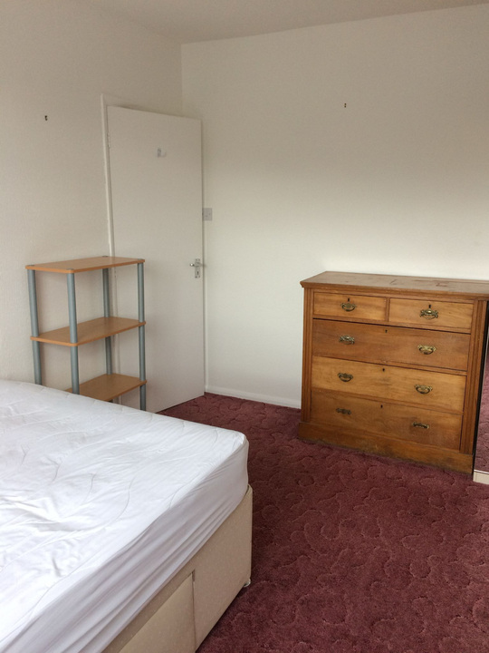 4 bed semi-detached house to rent in Norvic Drive, Norwich, Norfolk 15