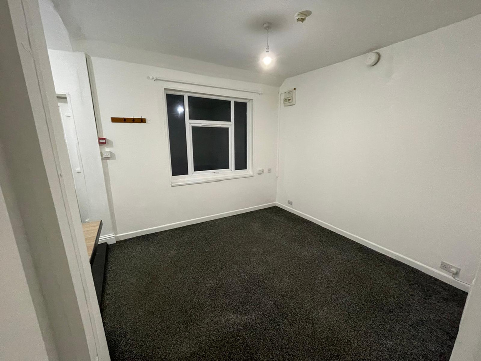 1 bed apartment to rent in North Quay, Great Yarmouth, Norfolk - Property Image 1