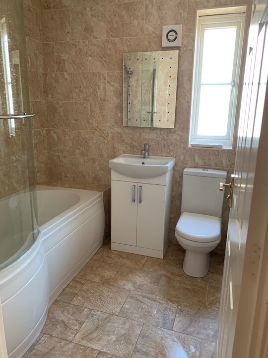 2 bed semi-detached house to rent in Tolye Road, Norwich  - Property Image 6